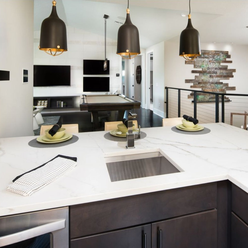 Branwen Pendant OPEN BOX